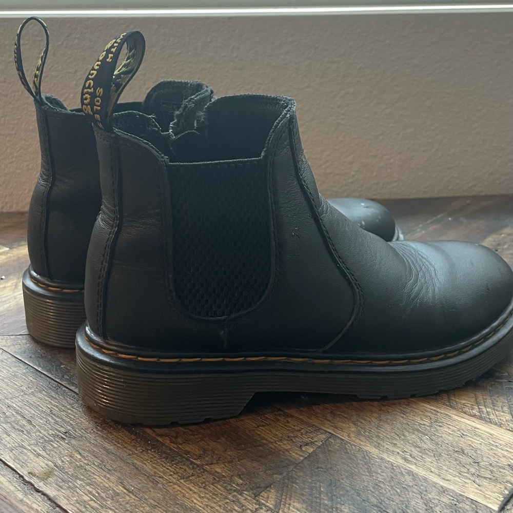 Girls Youth 2 Chelsea Dr. Marten Boots